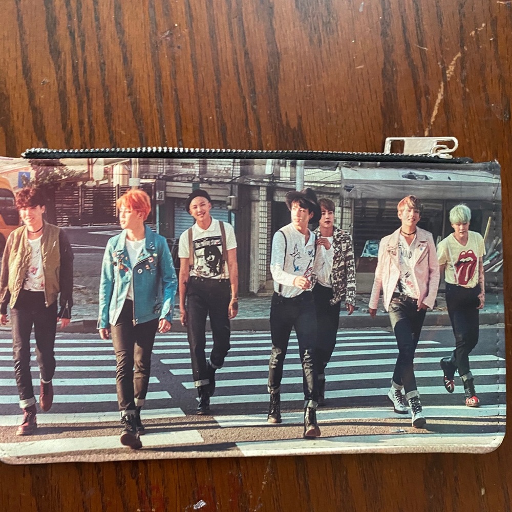 BTS Small bag with BTS Lineyard